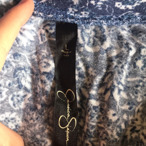 Romper - Picture 3 of 4